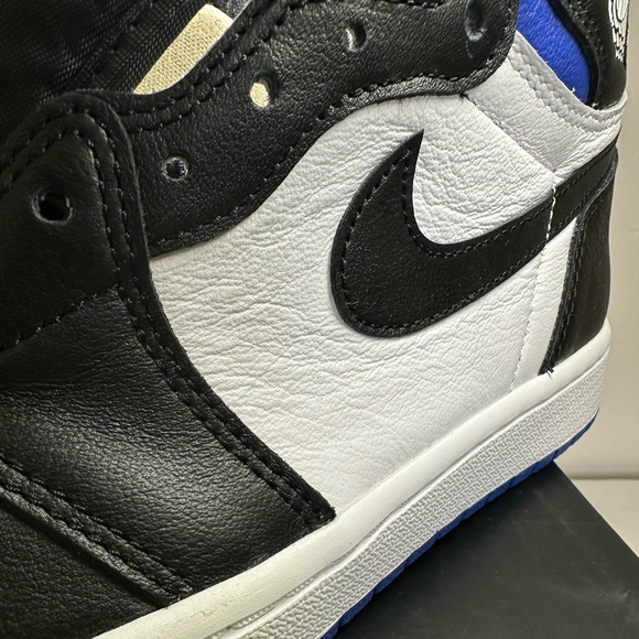 NWT 2020 JORDAN 1 RETRO HIGH ROYAL TOE MENS SZ 10 DEADSTOCK OG ALL - Picture 15 of 16